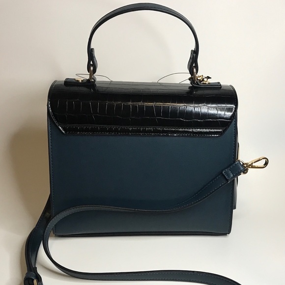 Chic teal purse - Picture 4 of 5